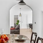 Old Town Penthouse 2 Bedroom On Two Floors Apartamento Tallin