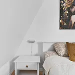 公寓 Old Town Penthouse 2 Bedroom On Two Floors 塔林