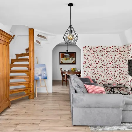 公寓 Old Town Penthouse 2 Bedroom On Two Floors 塔林