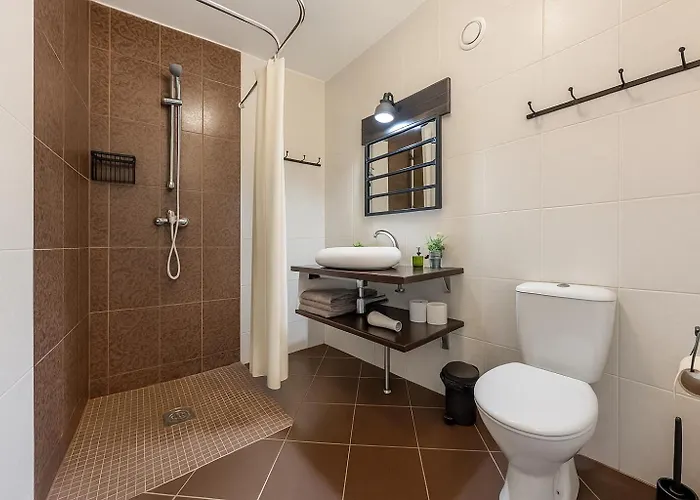 Old Town Penthouse 2 Bedroom On Two Floors Tallinn