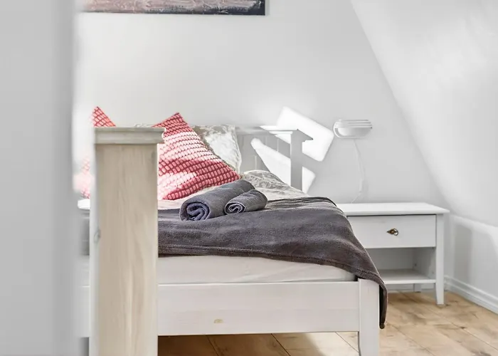 Апартаменти Old Town Penthouse 2 Bedroom On Two Floors