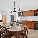Old Town Penthouse 2 Bedroom On Two Floors * Таллин
