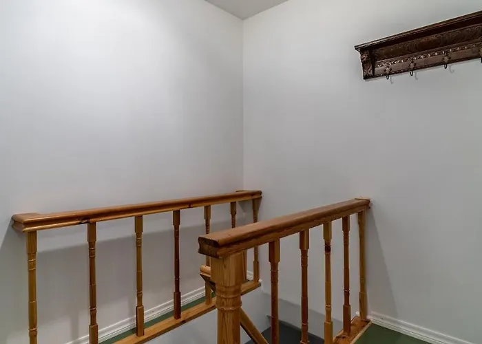 Old Town Penthouse 2 Bedroom On Two Floors 탈린